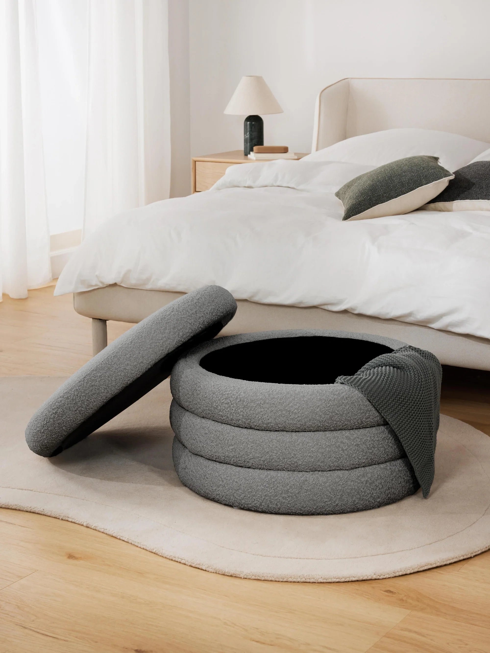 Toly's Pouf